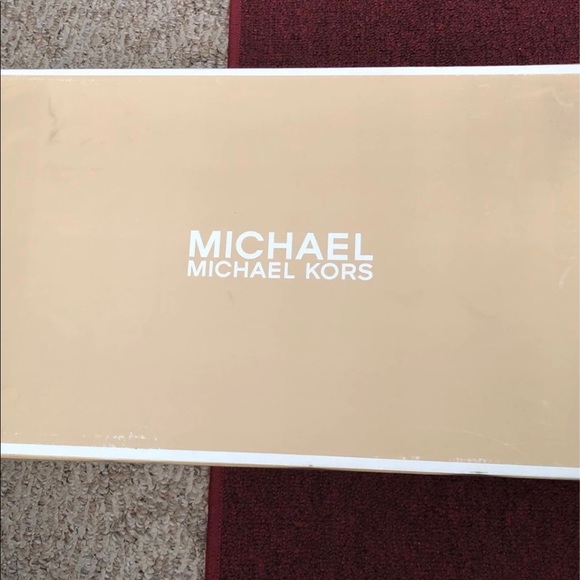 Michael Kors boots - Picture 3 of 3